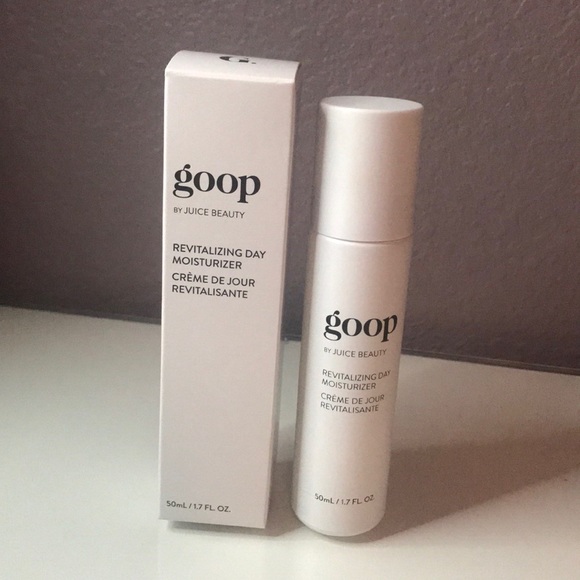 Revitalizing Day Moisturizer - Picture 1 of 2